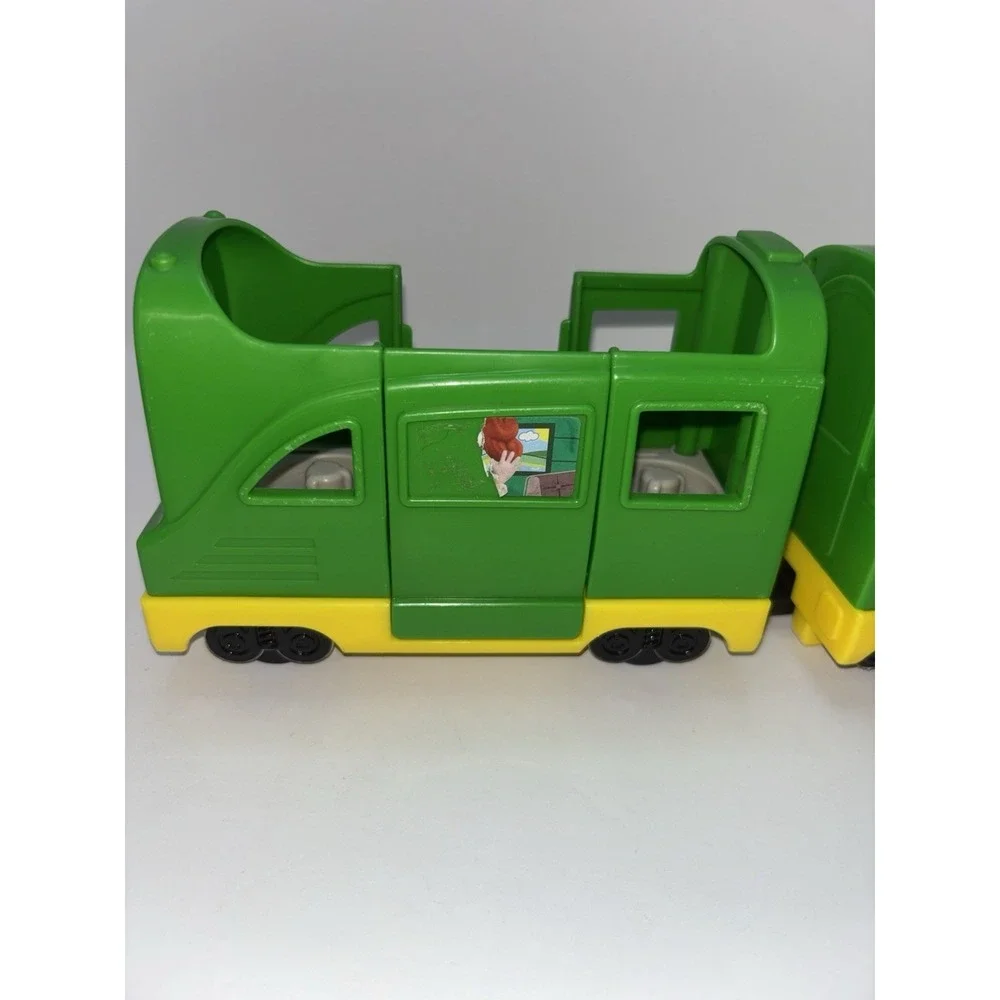 Fisher Price Little People 2016 Lights & Sounds Friendly Passenger Train  Tested